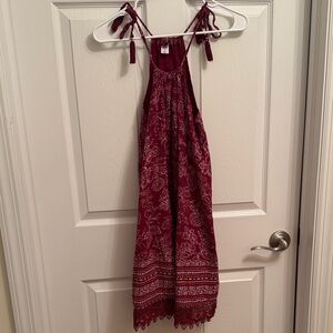 Old Navy Women’s Burgundy Paisley Dress